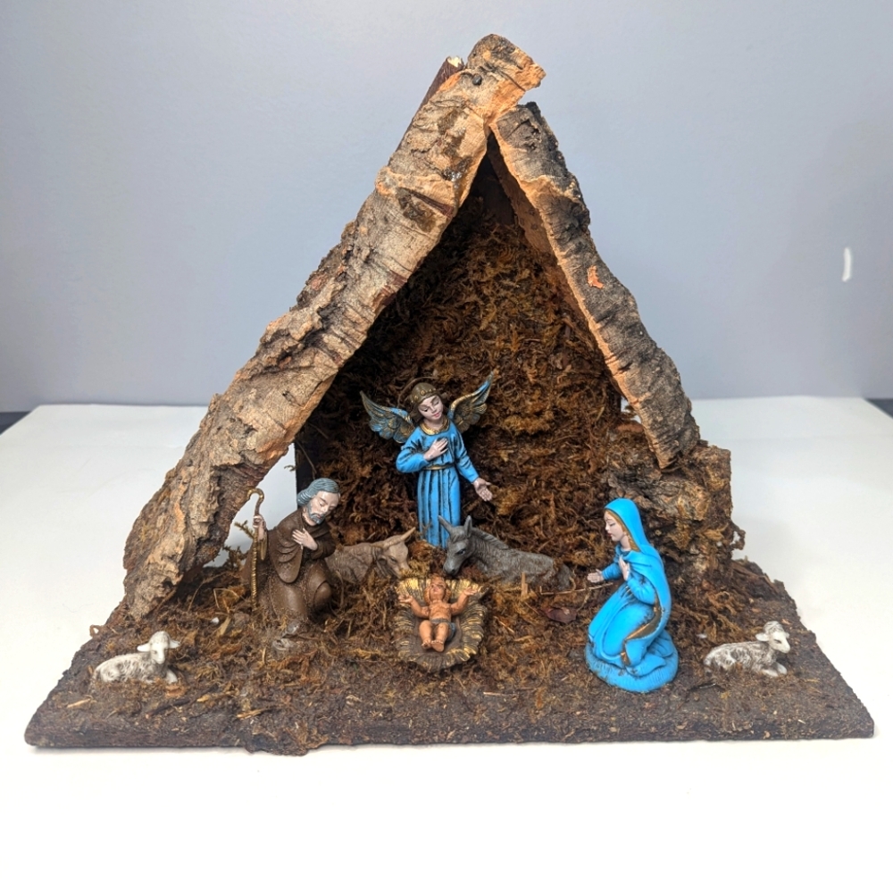 Vintage Italian Nativity Scene with Holy Family Made in Italy